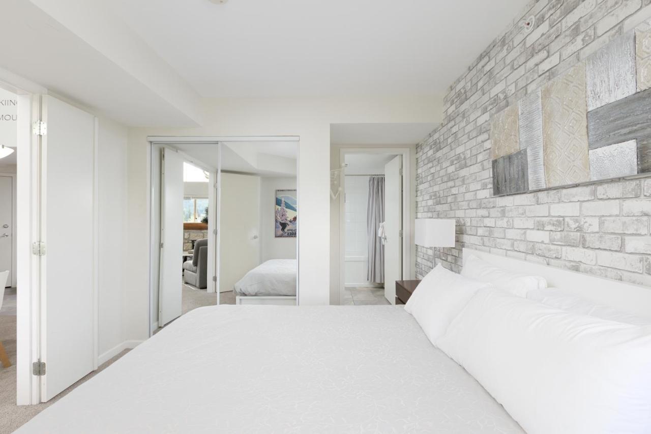 Tyndall Stone Lodge By Cozystay Signature Уислър Екстериор снимка